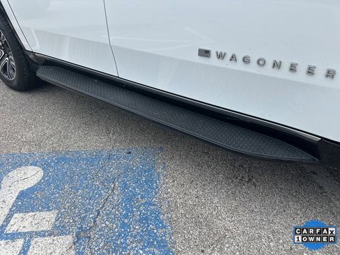 Used 2024 Jeep Wagoneer L Series II w/ Flexible Seating Group image 43