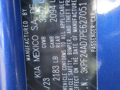 Used 2023 Kia Forte LXS FWD image 14