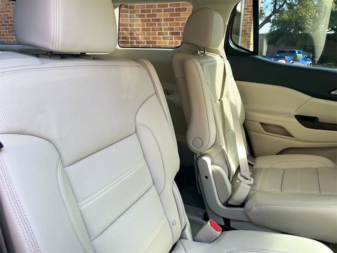 Used 2023 GMC Acadia Denali w/ Denali Ultimate Package image 30