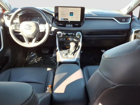 Used 2024 Toyota RAV4 XLE Premium image 13