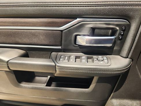 Used 2025 RAM 3500 Laramie w/ Night Edition AWD/4WD image 29