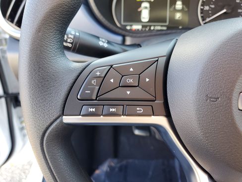 New 2025 Nissan Versa SV w/ Trunk Package image 19