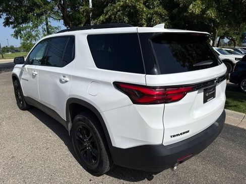 Used 2022 Chevrolet Traverse LS w/ Midnight/Sport Edition FWD image 11