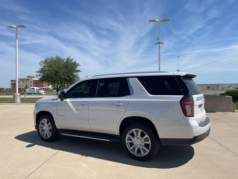 Used 2021 Chevrolet Tahoe High Country AWD/4WD image 4
