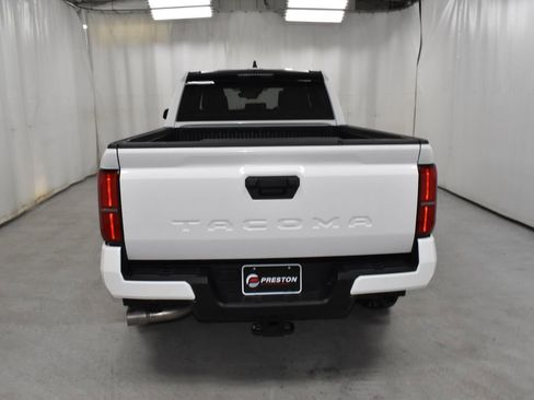 Used 2024 Toyota Tacoma SR5 image 6