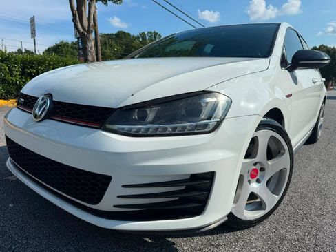 Used 2017 Volkswagen GTI S FWD image 2