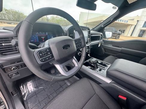 Used 2023 Ford F150 Platinum w/ Equipment Group 701A High AWD/4WD image 17