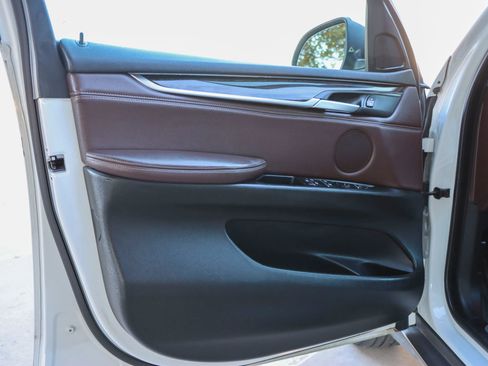 Used 2014 BMW X5 sDrive35i image 16