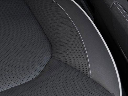 New 2026 Chrysler Pacifica Limited w/ Uconnect Theater Family Group image 20