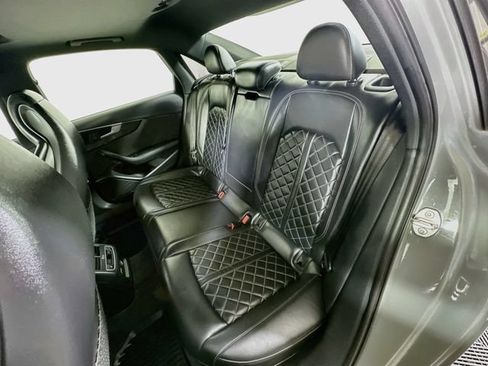 Used 2019 Audi S4 Premium Plus w/ Premium Plus Package AWD/4WD image 30