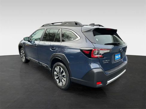 Used 2025 Subaru Outback Limited image 4