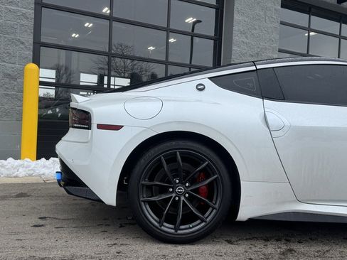 Used 2023 Nissan Z Performance w/ Floor Mat Package (L93) image 43