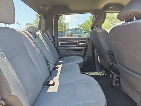 Used 2024 RAM 2500 Big Horn AWD/4WD image 25