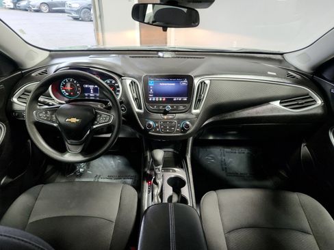 Used 2024 Chevrolet Malibu LT FWD image 15