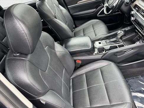 Used 2021 Kia Telluride EX image 22