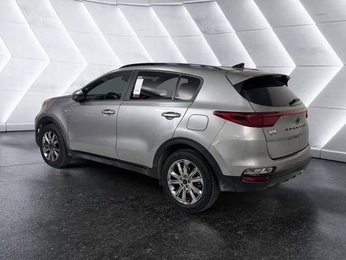 Used 2022 Kia Sportage Nightfall Edition w/ Nightfall Fwd Premium Package image 6