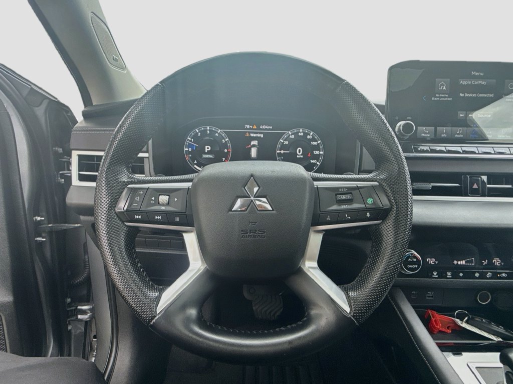 Used 2023 Mitsubishi Outlander SE FWD image 12