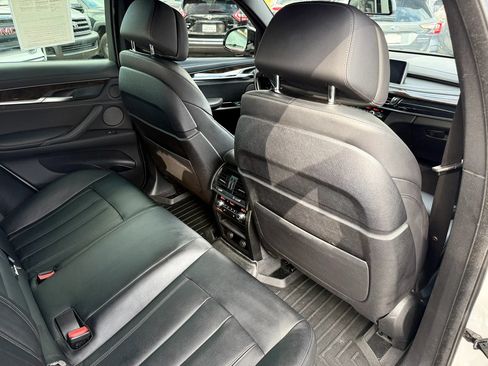 Used 2019 BMW X6 xDrive50i w/ M Sport Package AWD/4WD image 20