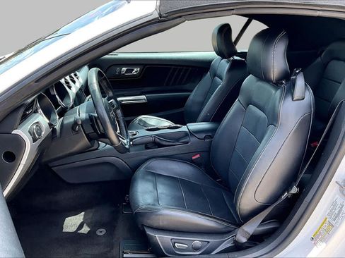 Used 2016 Ford Mustang Premium w/ Pony Package RWD image 8