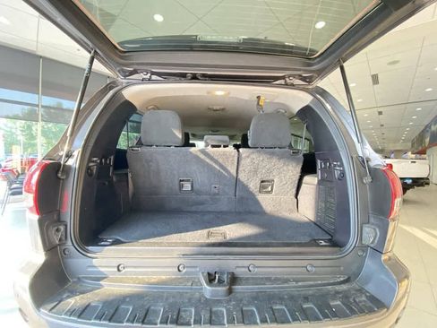Used 2022 Toyota Sequoia TRD Sport AWD/4WD image 26