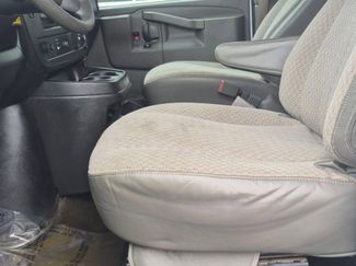 Used 2017 Chevrolet Express 3500 LT w/ LT Preferred Equipment Group video 2