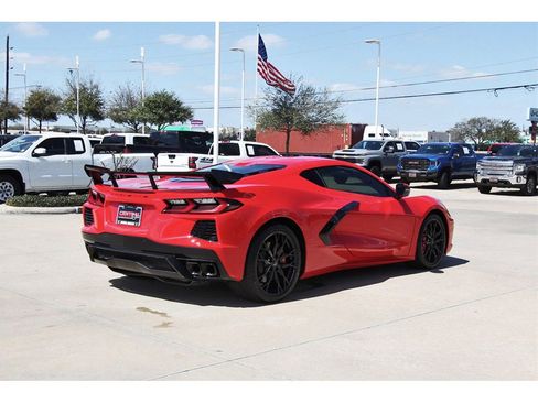 Used 2025 Chevrolet Corvette Stingray Coupe w/ Battery Protection Package image 6