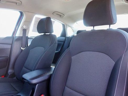 Used 2023 Kia Forte LXS w/ LXS Technology Package image 24