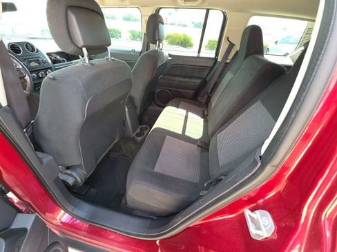 Used 2017 Jeep Patriot Latitude FWD image 22