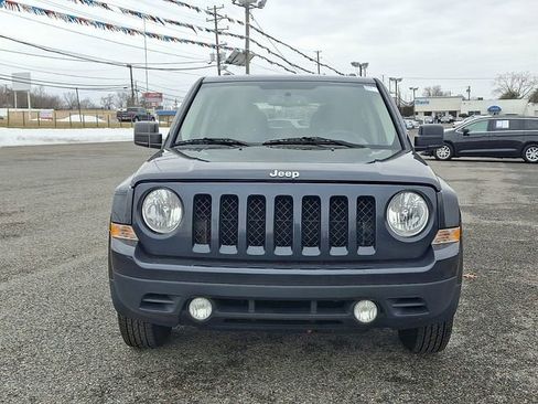 Used 2016 Jeep Patriot Sport w/ Power Value Group image 2