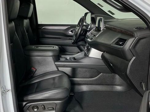 Used 2022 Chevrolet Tahoe LT w/ Luxury Package image 23