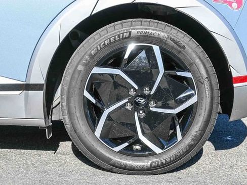 Certified 2024 Hyundai Ioniq 5 Limited image 10