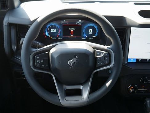 New 2025 Ford Bronco 4-Door image 14