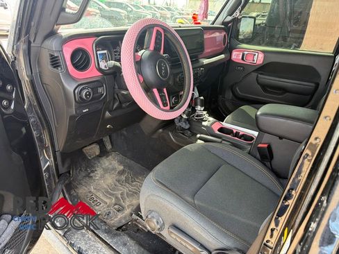 Used 2024 Jeep Gladiator Sport AWD/4WD image 6