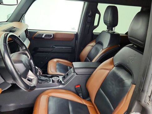 Used 2024 Ford Bronco Outer Banks AWD/4WD image 19