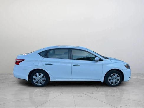 Used 2017 Nissan Sentra SV FWD image 18