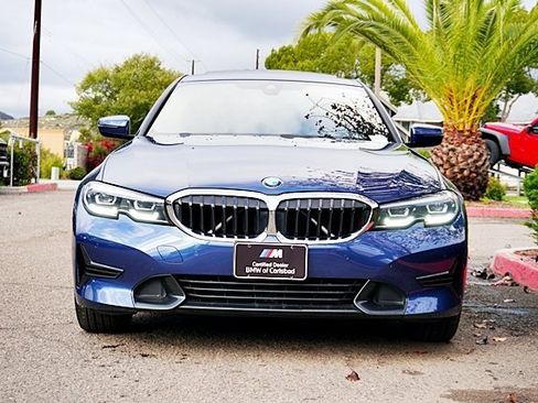 Used 2022 BMW 330i Sedan w/ Driving Assistance Package image 5