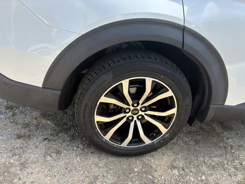 Used 2020 Ford Explorer ST w/ Premium Technology Package AWD/4WD image 9