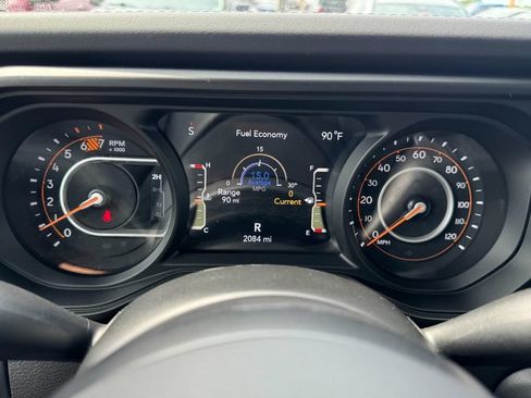 Used 2026 Jeep Wrangler Unlimited Rubicon AWD/4WD image 22