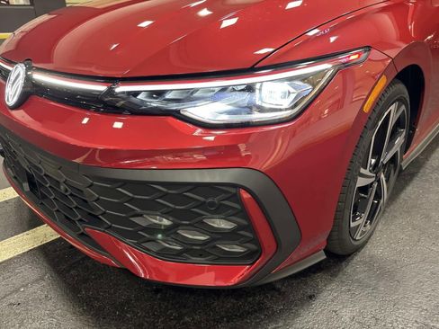 New 2026 Volkswagen GTI SE image 9