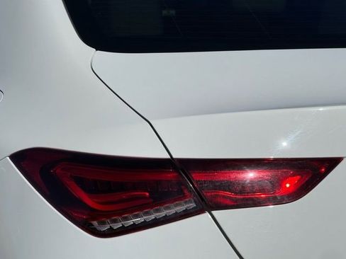Used 2020 Mercedes-Benz CLA 250 image 11