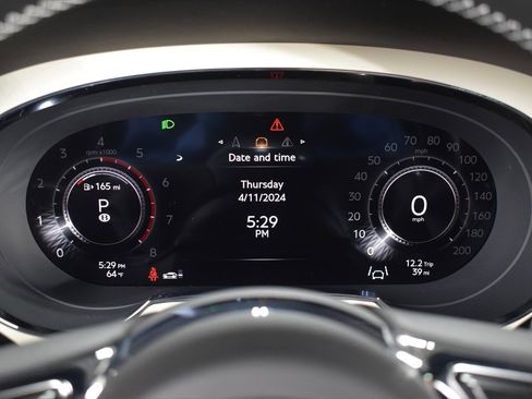 New 2024 Bentley Bentayga Extended Wheelbase image 35