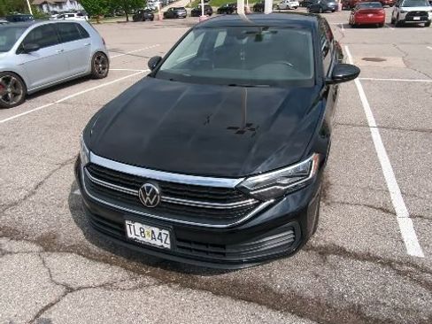 Used 2024 Volkswagen Jetta S FWD image 3