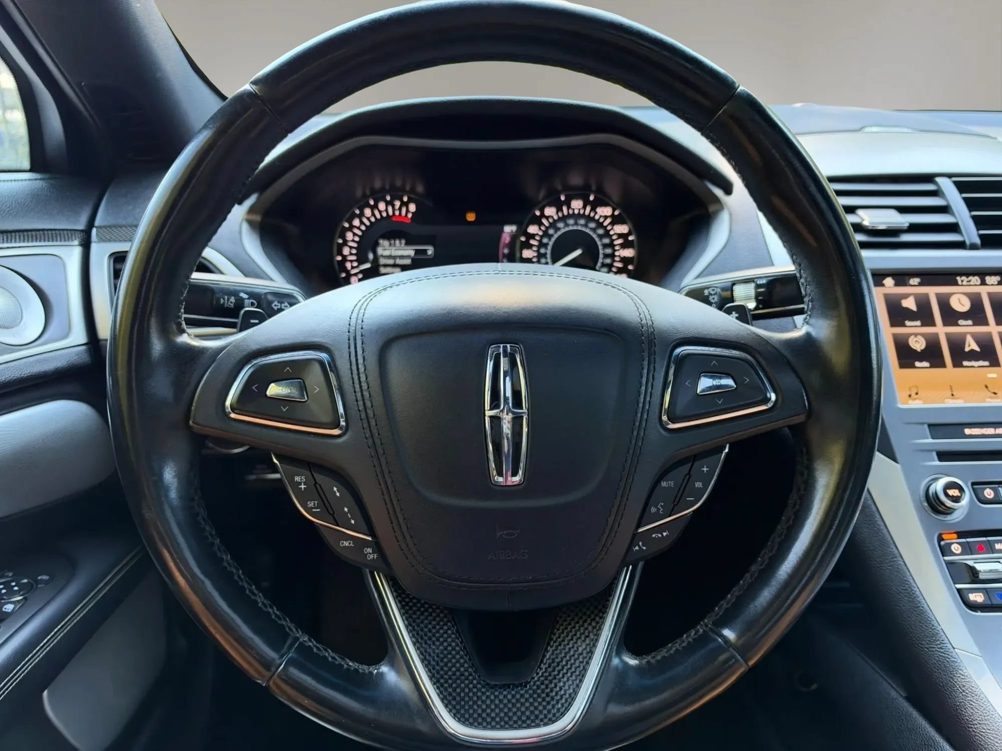 Used 2017 Lincoln MKZ Reserve w/ Luxury Package AWD/4WD image 20