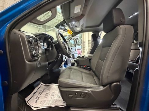 Used 2022 Chevrolet Silverado 1500 Custom Trail Boss w/ LPO, Dark Essentials Package AWD/4WD image 52