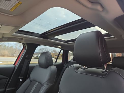 Used 2025 MAZDA CX-50 AWD 2.5 S w/ Premium Package image 29