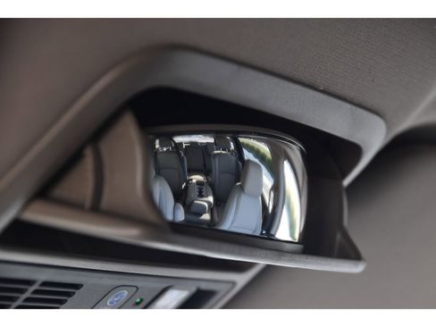 Used 2024 Honda Odyssey Touring image 38