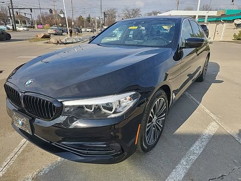 Used 2018 BMW 530i xDrive w/ Premium Package image 7