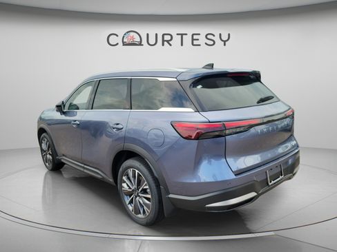 New 2027 INFINITI QX60 Luxe FWD image 2