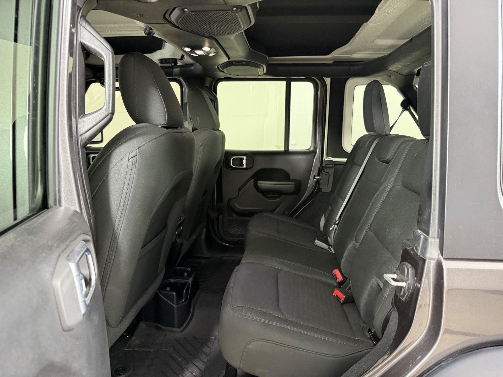 Used 2020 Jeep Wrangler Unlimited Sport AWD/4WD image 15