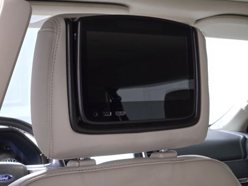 Used 2018 Ford Expedition Max Platinum image 12